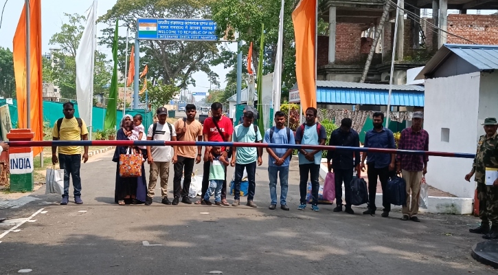 মেলায় ঘুরতে-চিকিৎসা করাতে ভারতে অনুপ্রবেশ, ফিরলেন ১৩ বাংলাদেশি